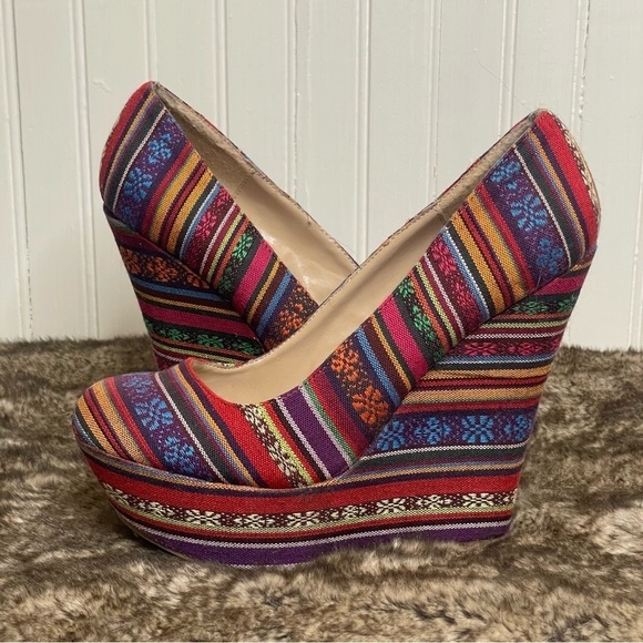Breckelle’s 6in Multicolor Bohemian Wedge Heels | Bold Aztec Vibes - Picture 1 of 11